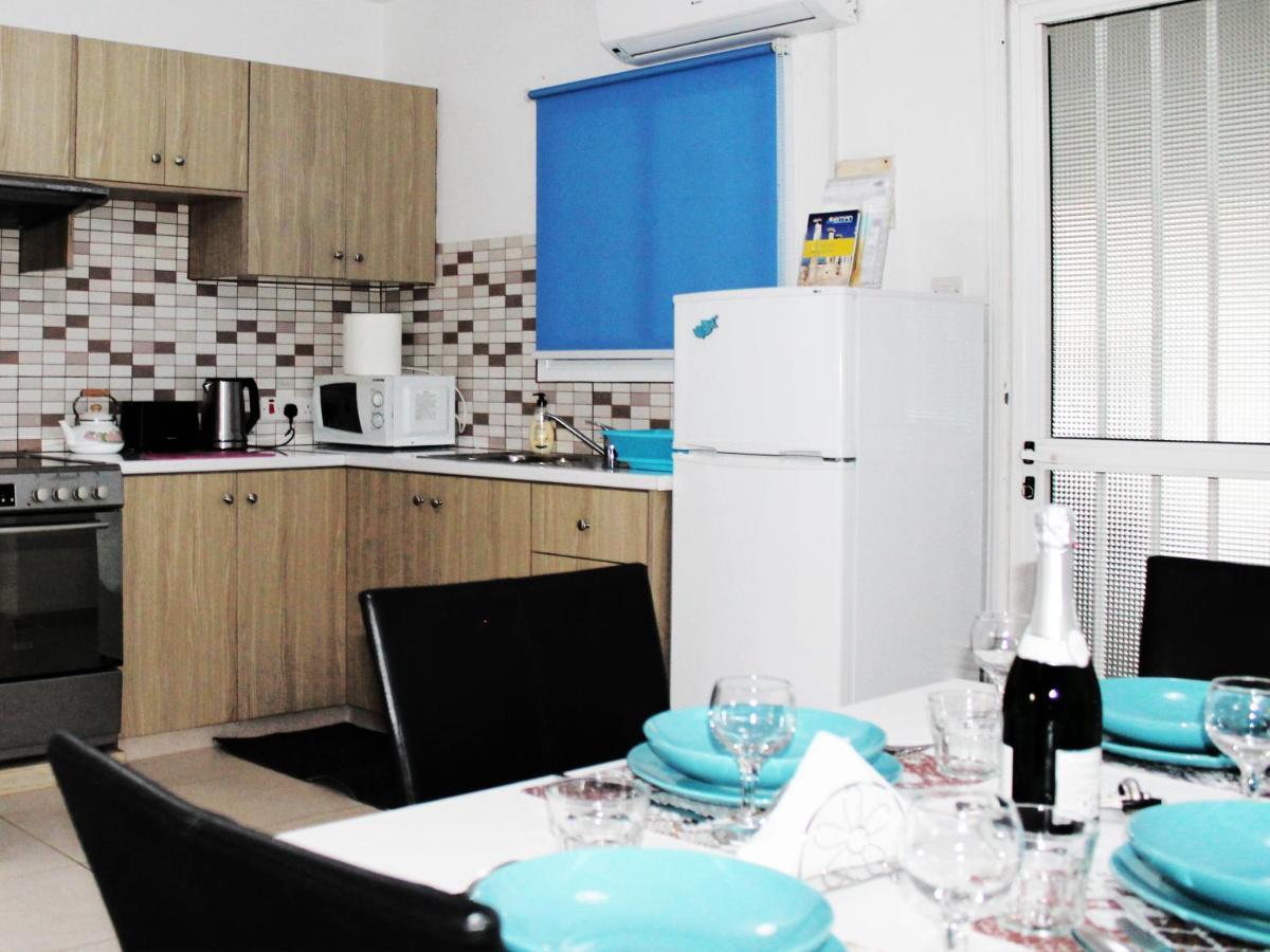 Duplex Comfort Apartments Larnaca Extérieur photo